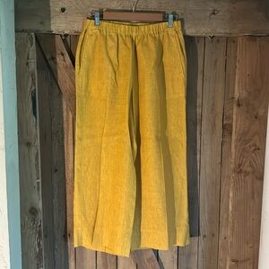 Summer ready crop pants